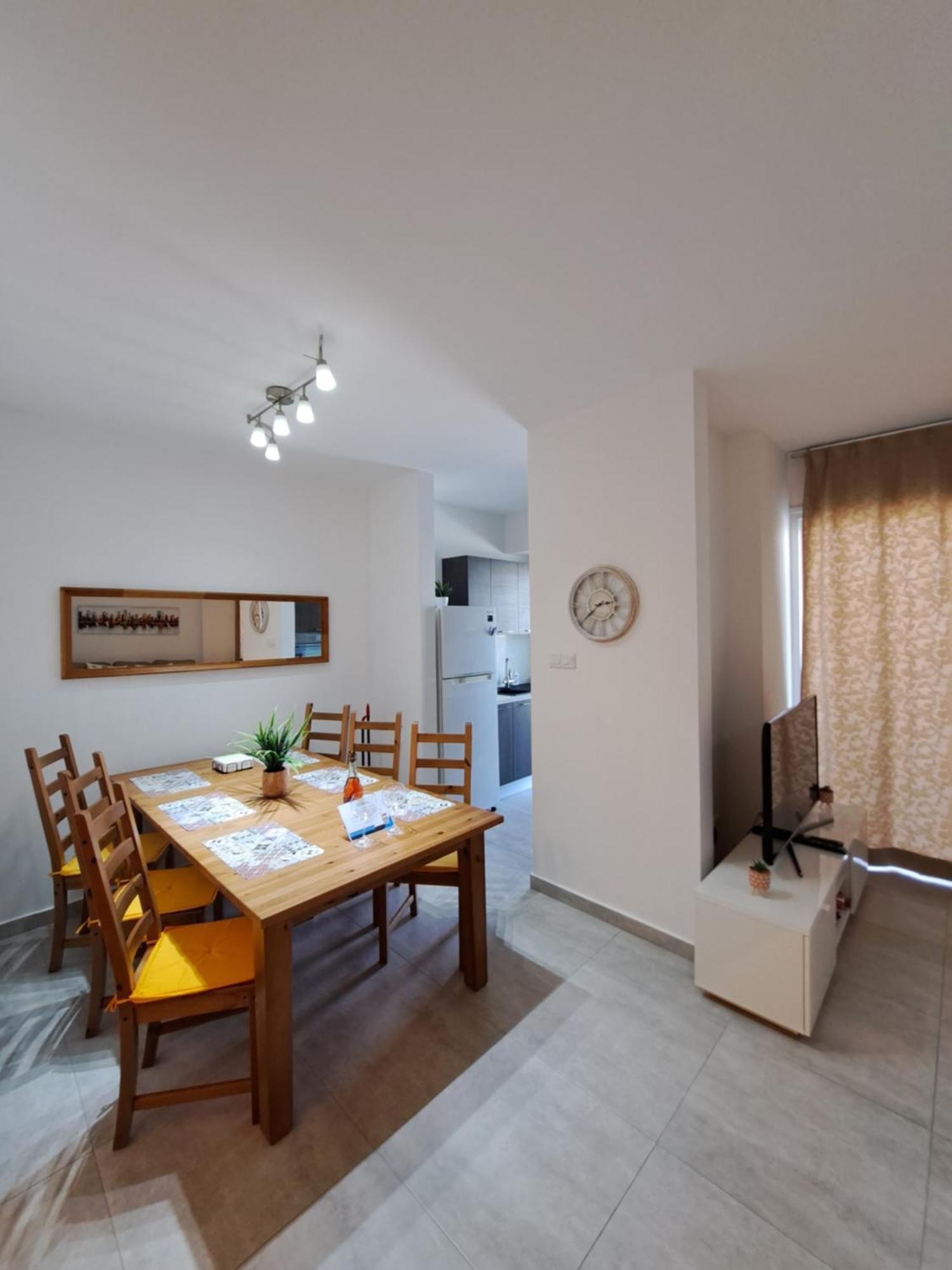 Albert'S Apartment St Lazarus 402 B - First Floor Ларнака Екстериор снимка